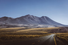Load image into Gallery viewer, Akustikbild «Bergstrasse in Atacama Wüste» 90 x 60cm | verschiedene Grössen

