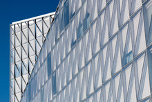 Load image into Gallery viewer, Akustikbild «Gebäude in Genf» 90 x 60cm | verschiedene Grössen

