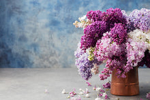 Laden Sie das Bild in den Galerie-Viewer, Akustikbild «Fliederfarbener Blumenstrauss» 90 x 60cm | verschiedene Grössen
